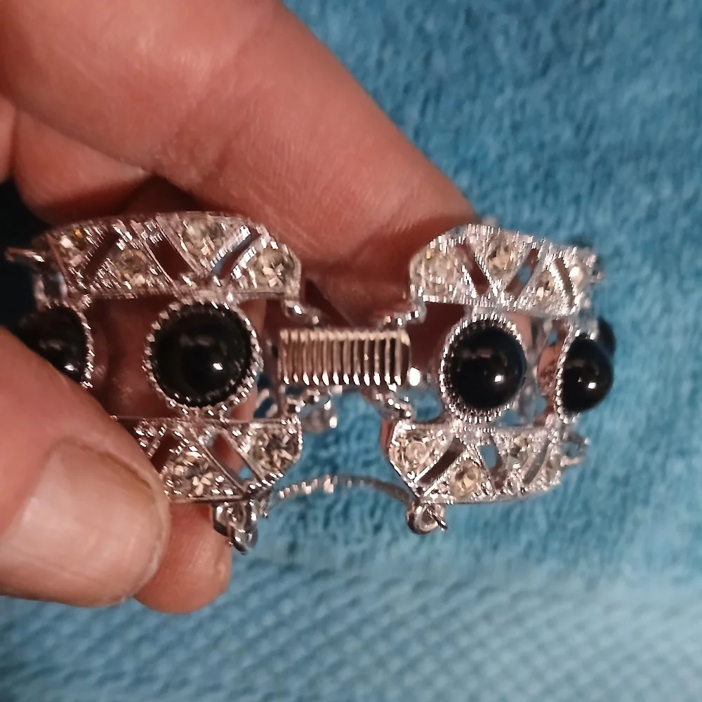 Elegant Silver and Black Crystal Bracelet